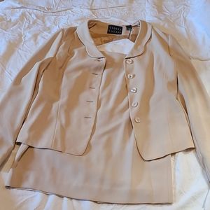 Suit